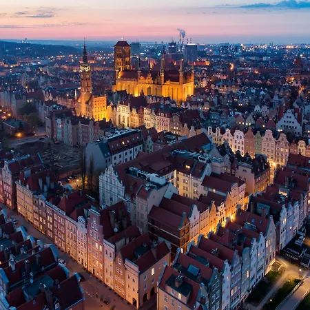 Penthouse Brabank Japandi Luxury Sauna, Fitness & Parking By Grandview * Danzig