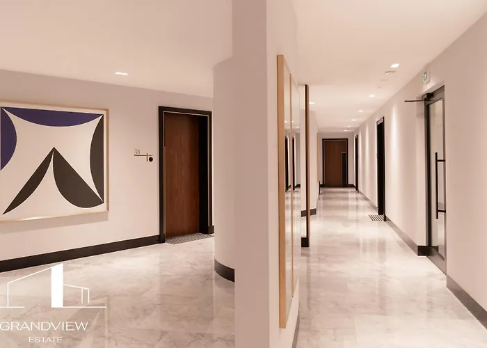 Penthouse Brabank Japandi Luxury Sauna, Fitness & Parking By Grandview